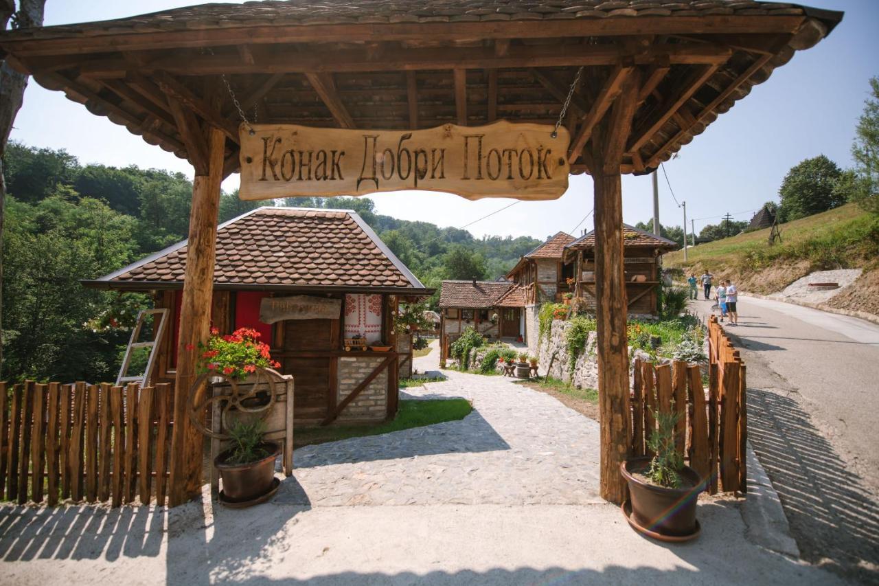 Konak Dobri Potok Krupanj Kültér fotó