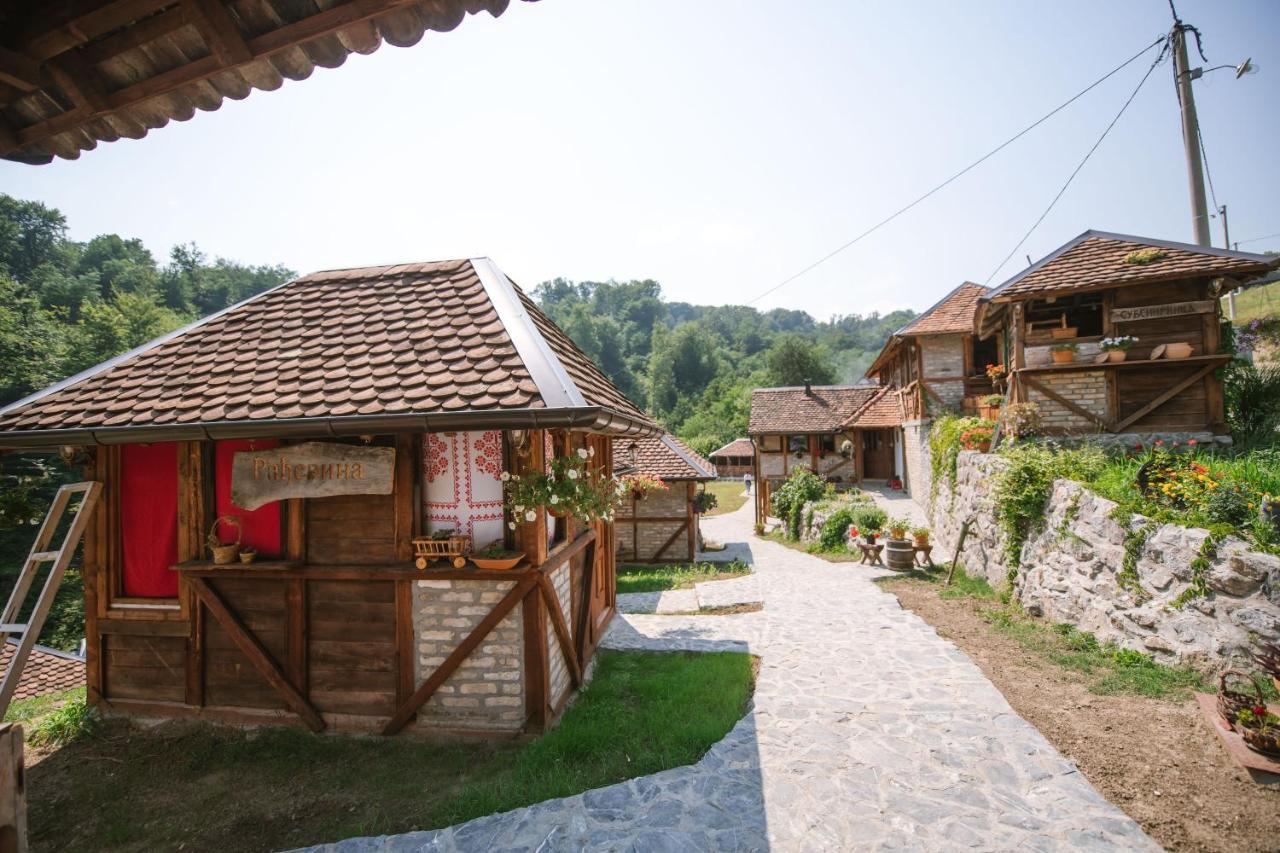 Konak Dobri Potok Krupanj Kültér fotó