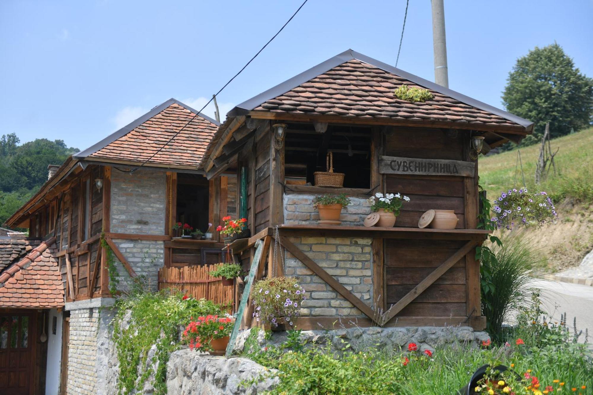 Konak Dobri Potok Krupanj Kültér fotó